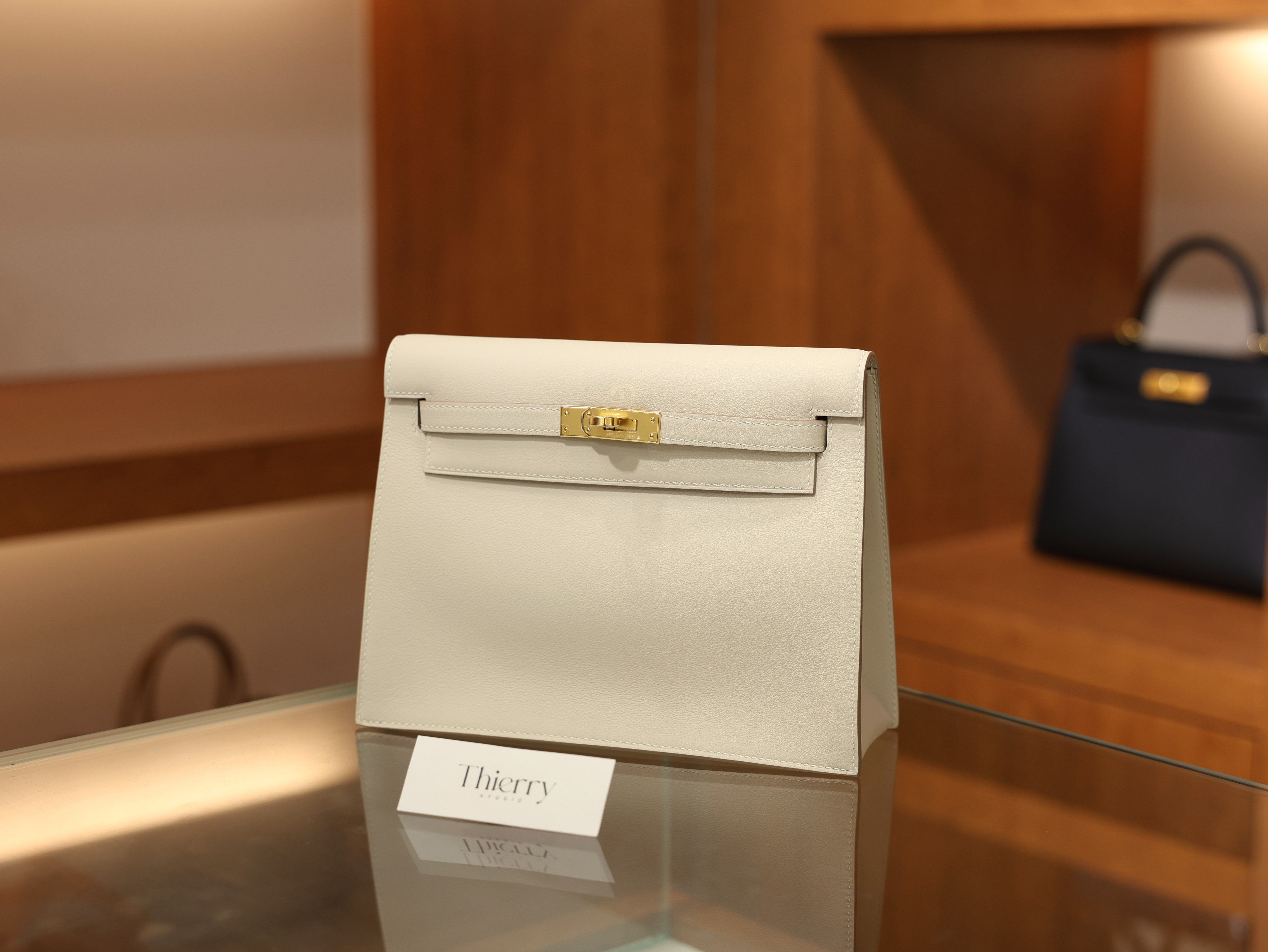 켈리 단스 스위프트 끄레 금장