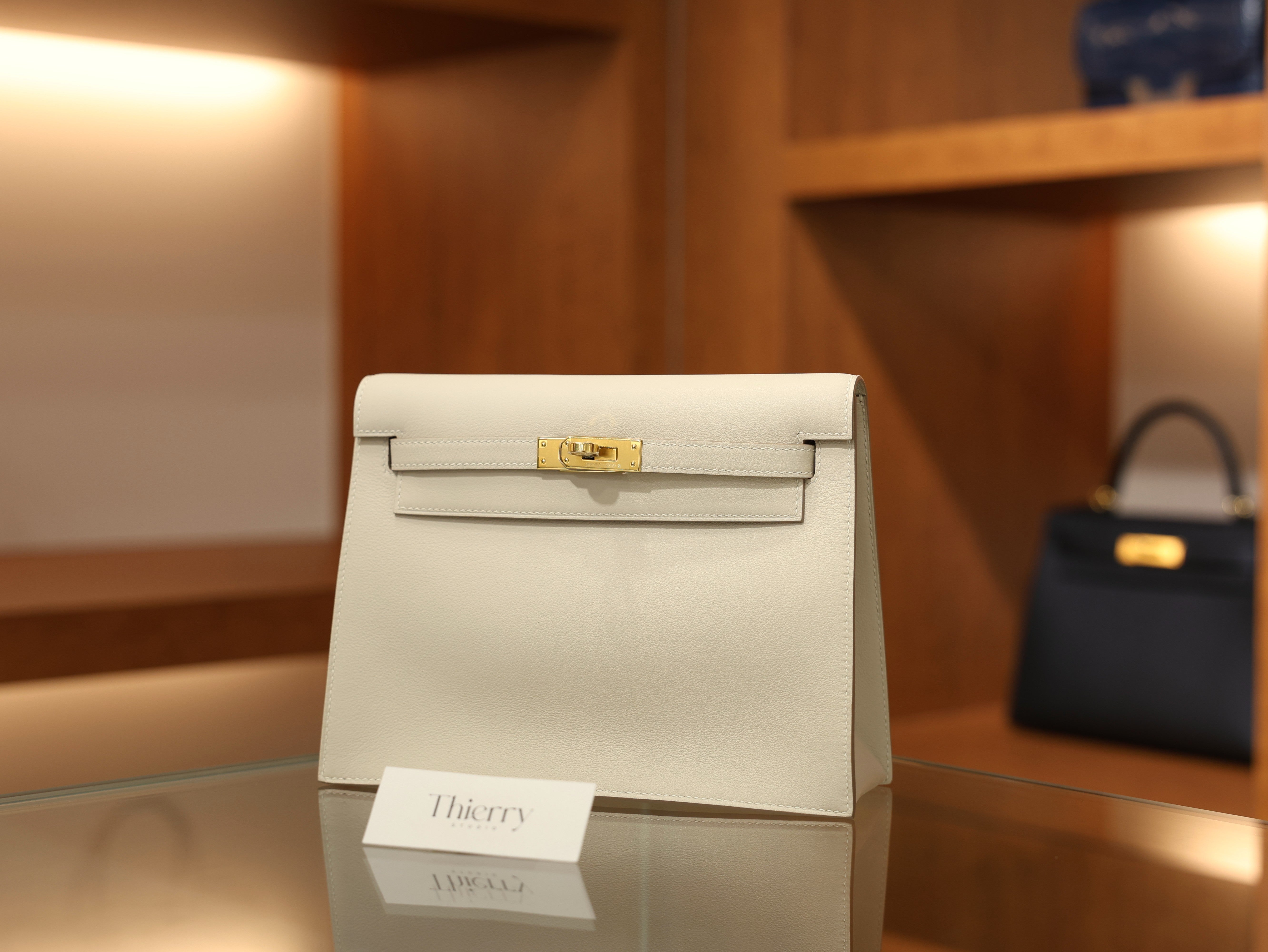 켈리 단스 스위프트 끄레 금장