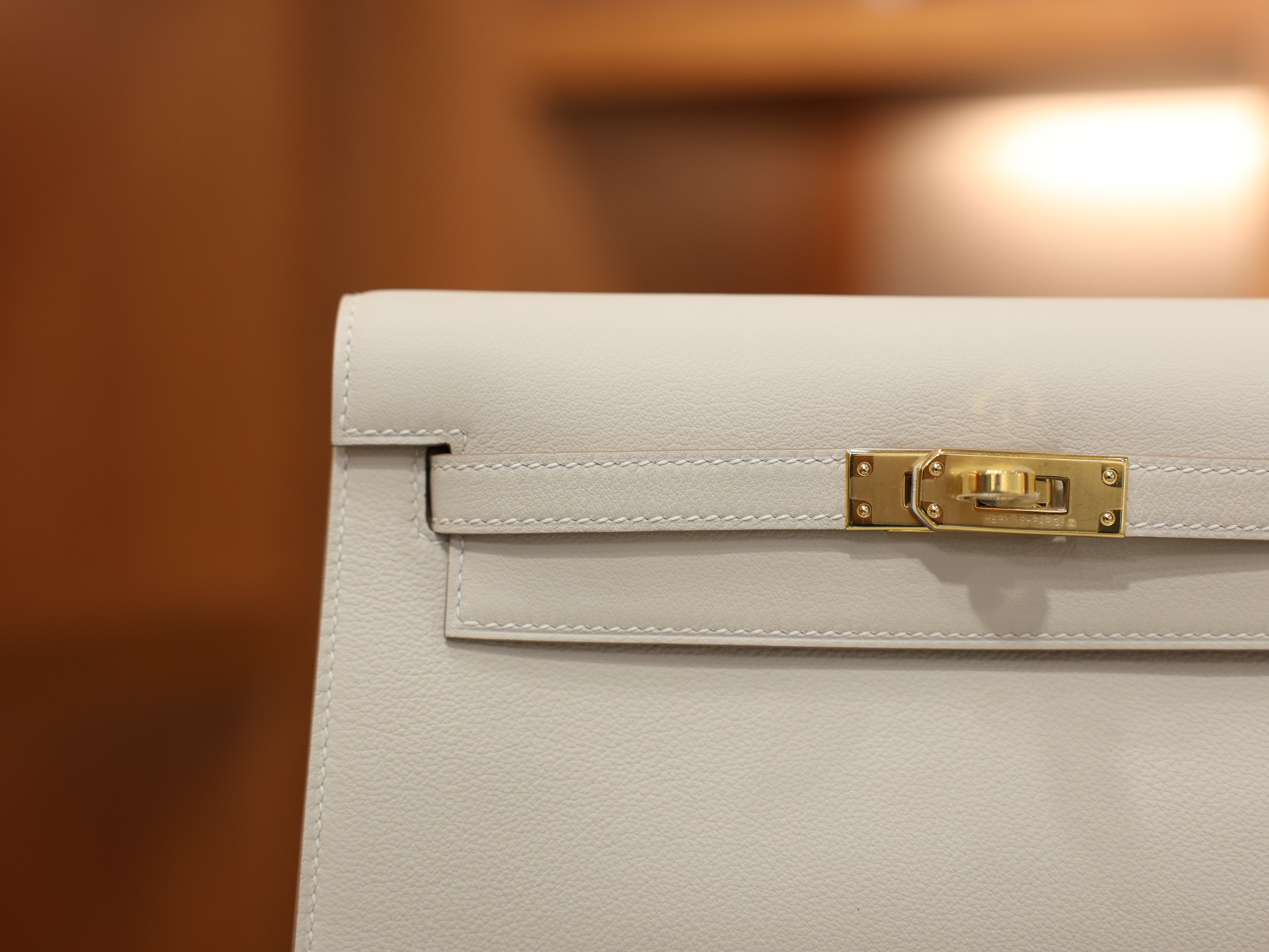 켈리 단스 스위프트 끄레 금장