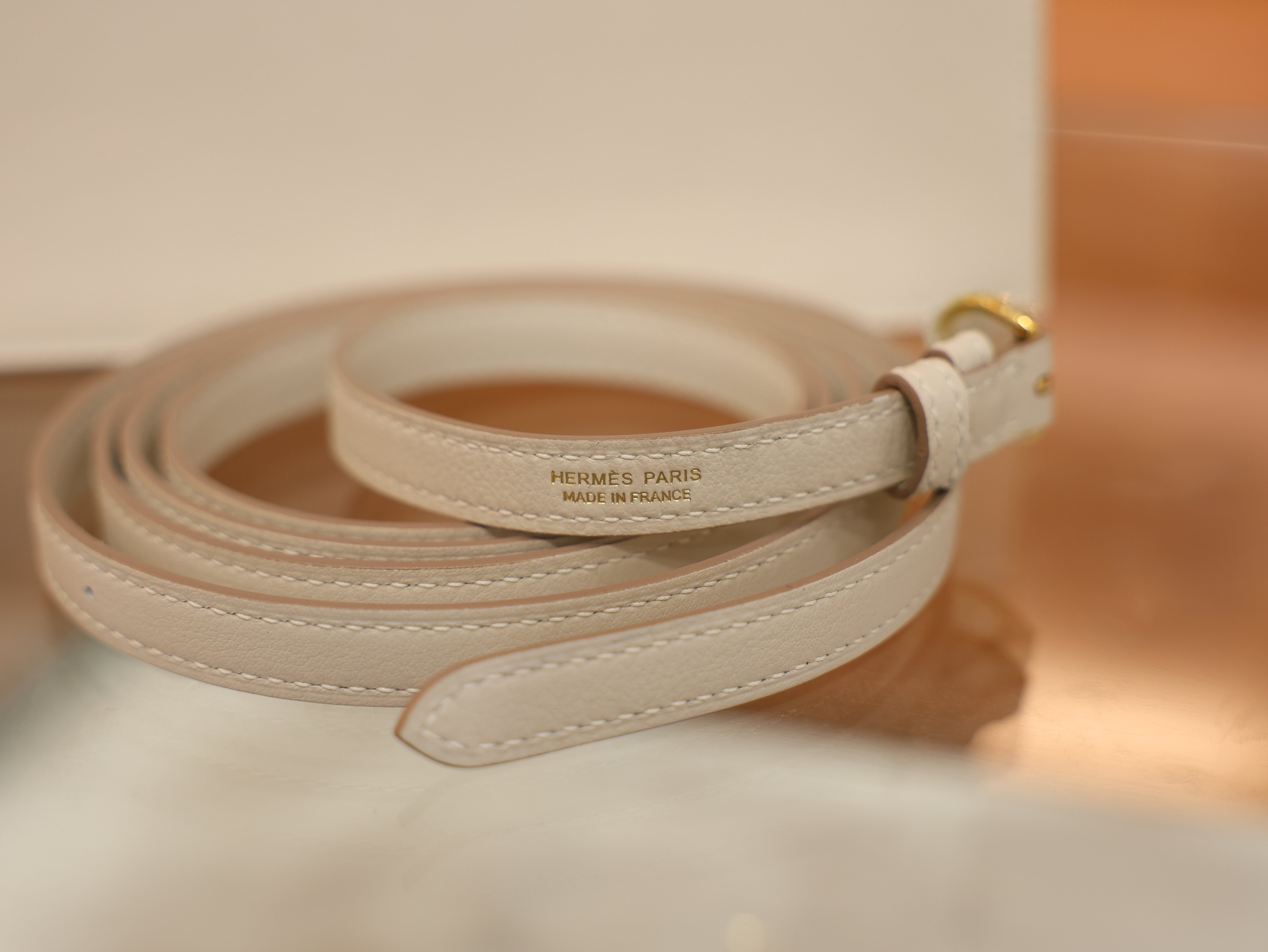 켈리 단스 스위프트 끄레 금장