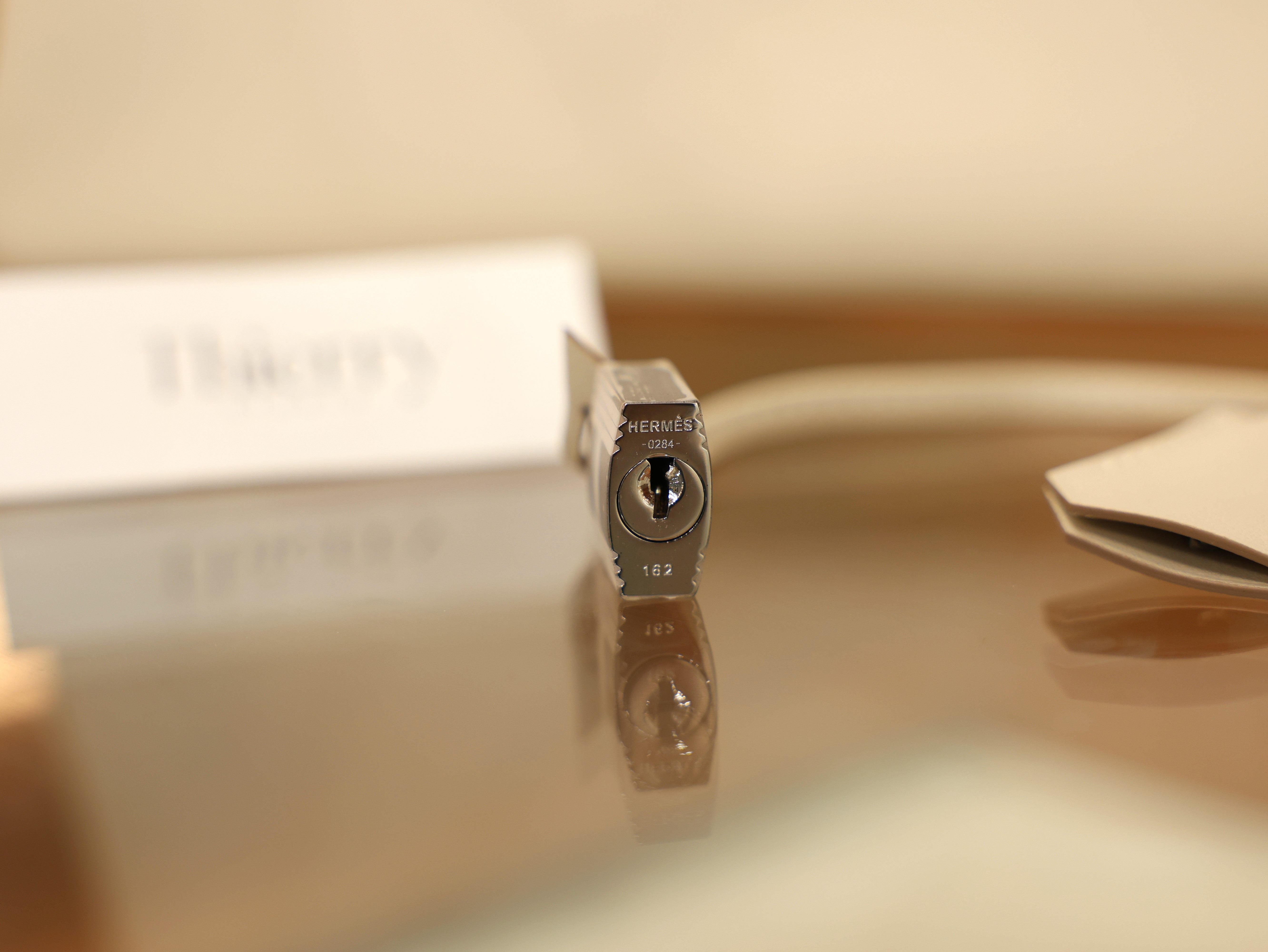 버킨 25 스위프트 끄레 은장