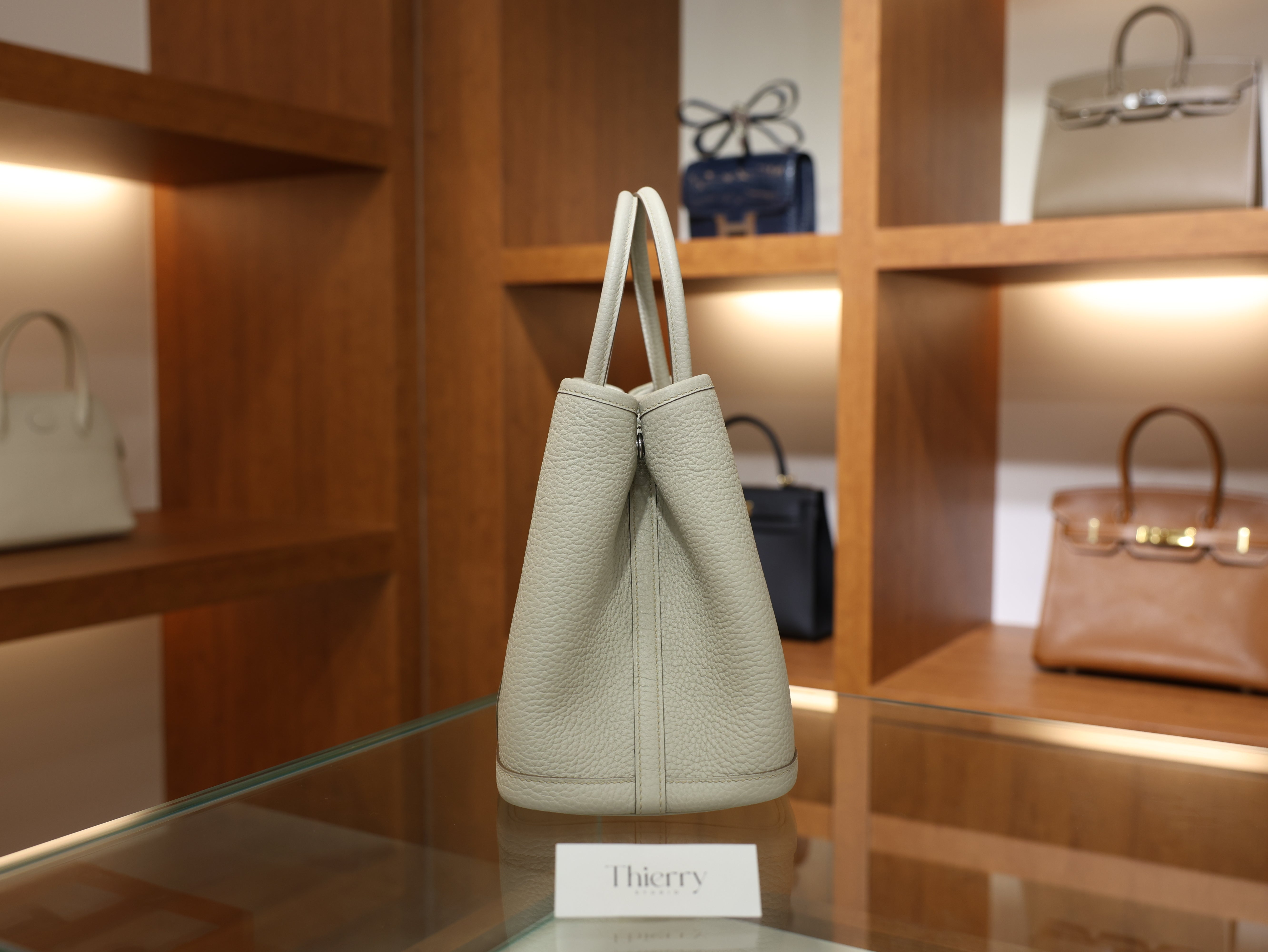 가든파티 30 네곤다 베통