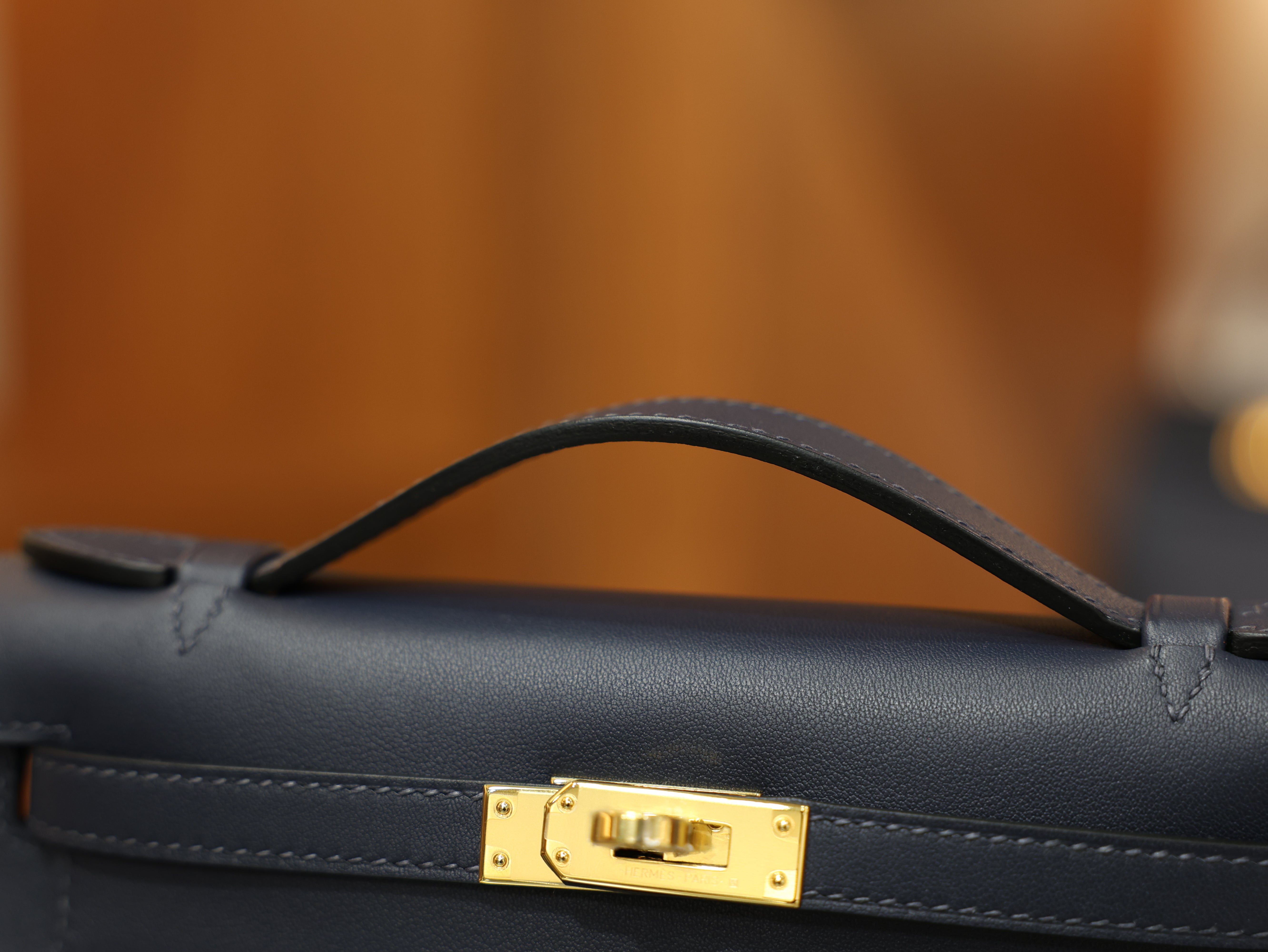 켈리 포쉐트 스위프트 블루뉘 금장