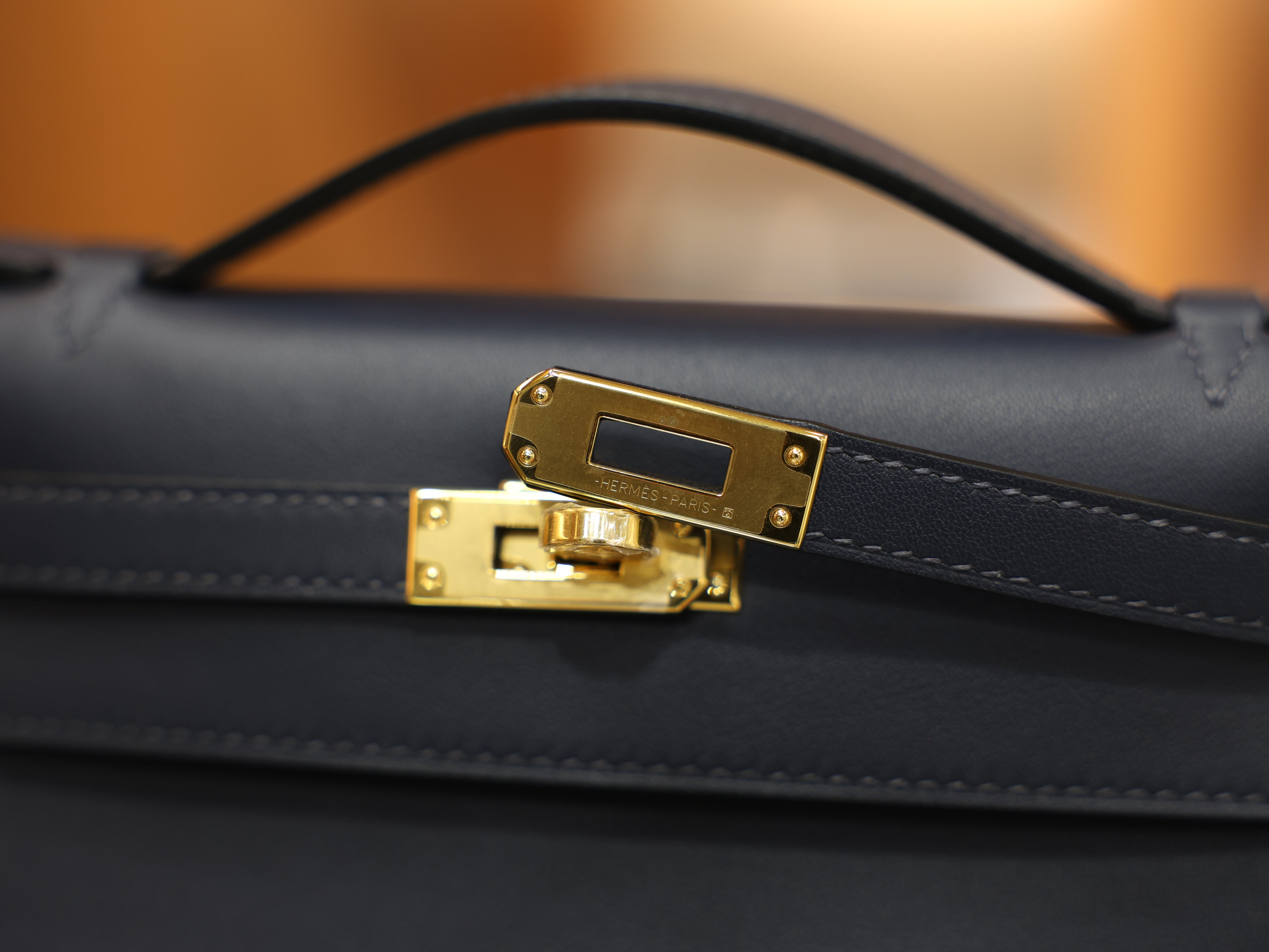 켈리 포쉐트 스위프트 블루뉘 금장