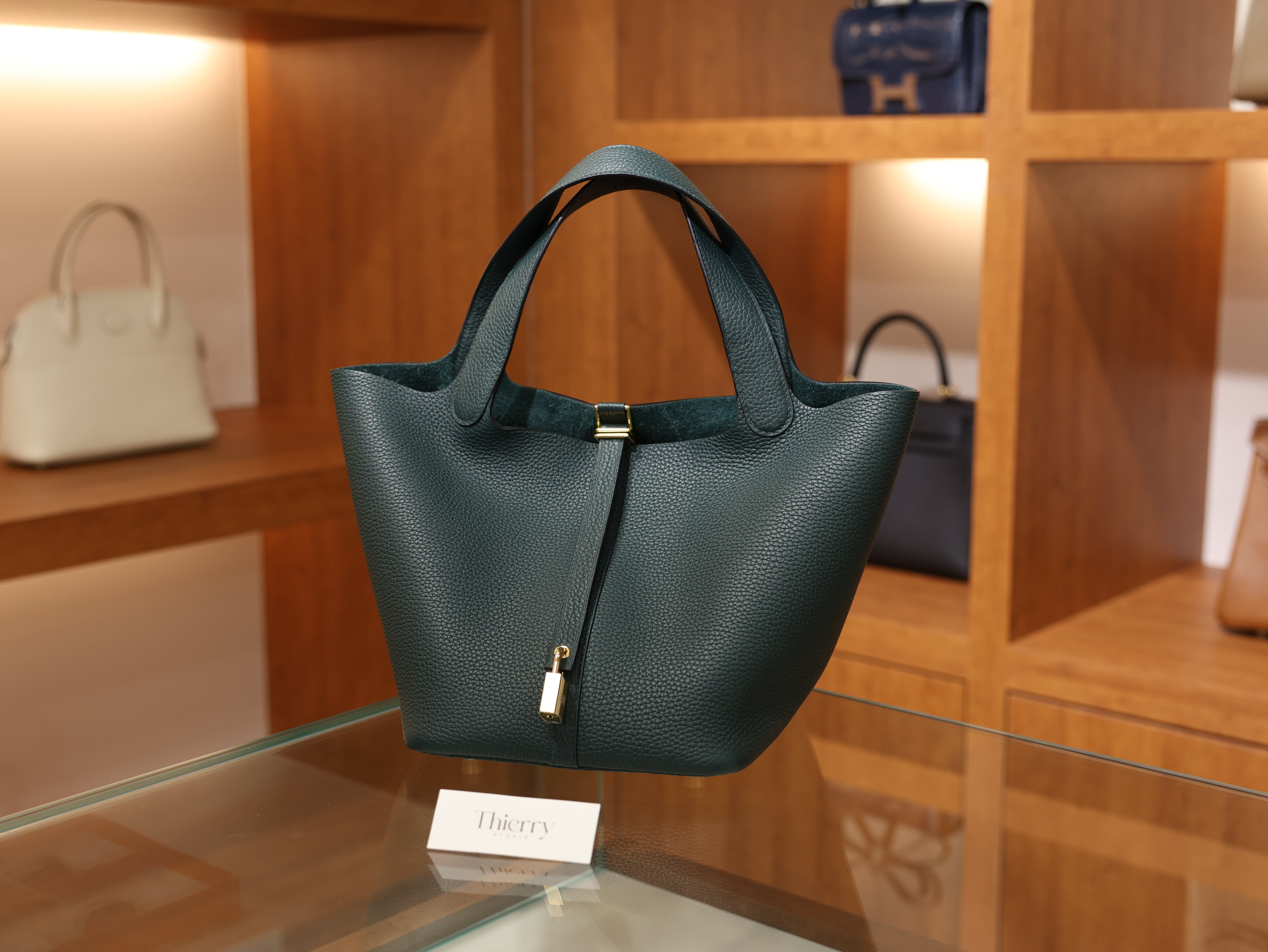 피코탄 22 끌레망스 베르트 사이프리스 금장