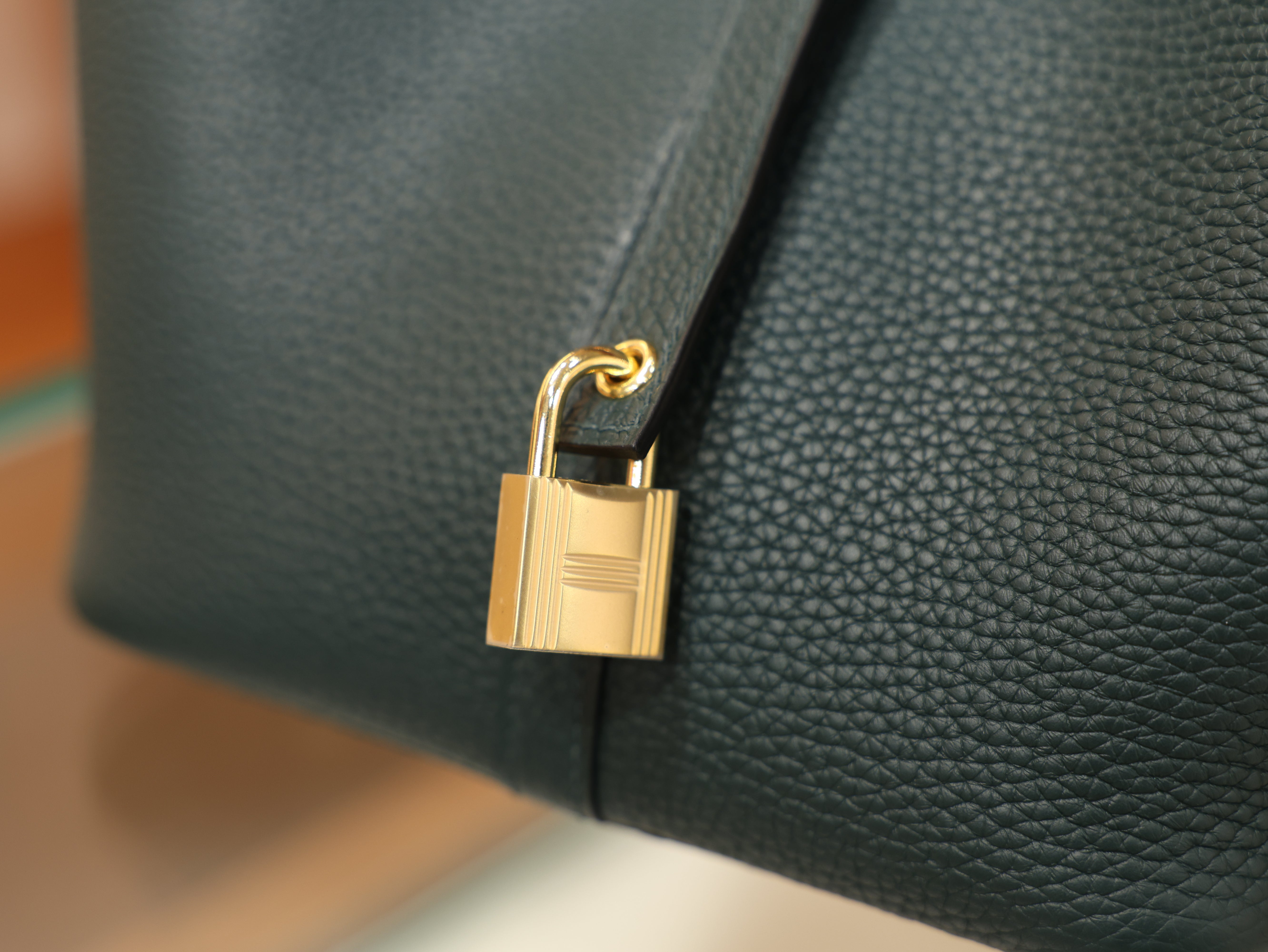 피코탄 22 끌레망스 베르트 사이프리스 금장