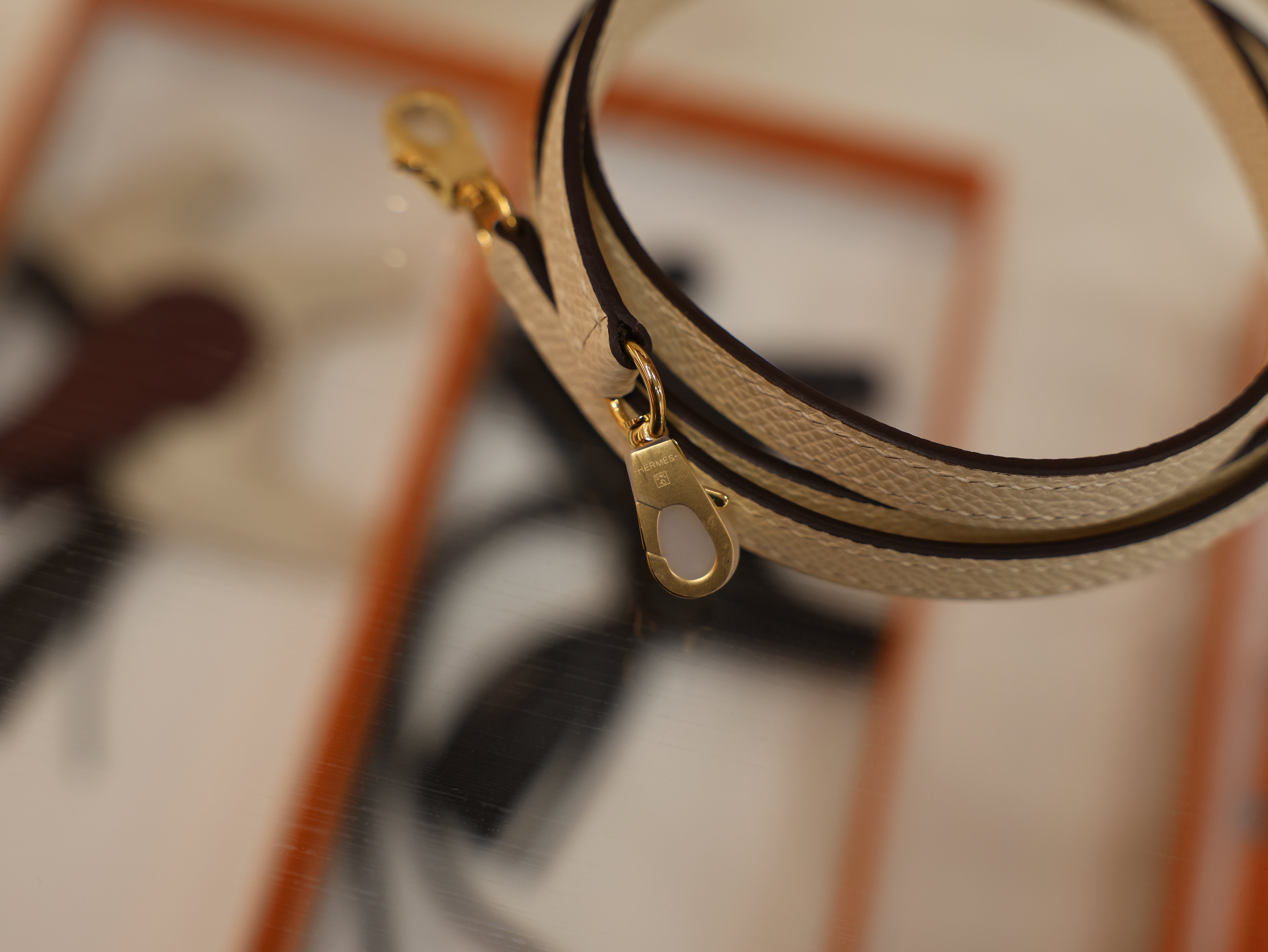 미니 켈리 앱송 나타 금장