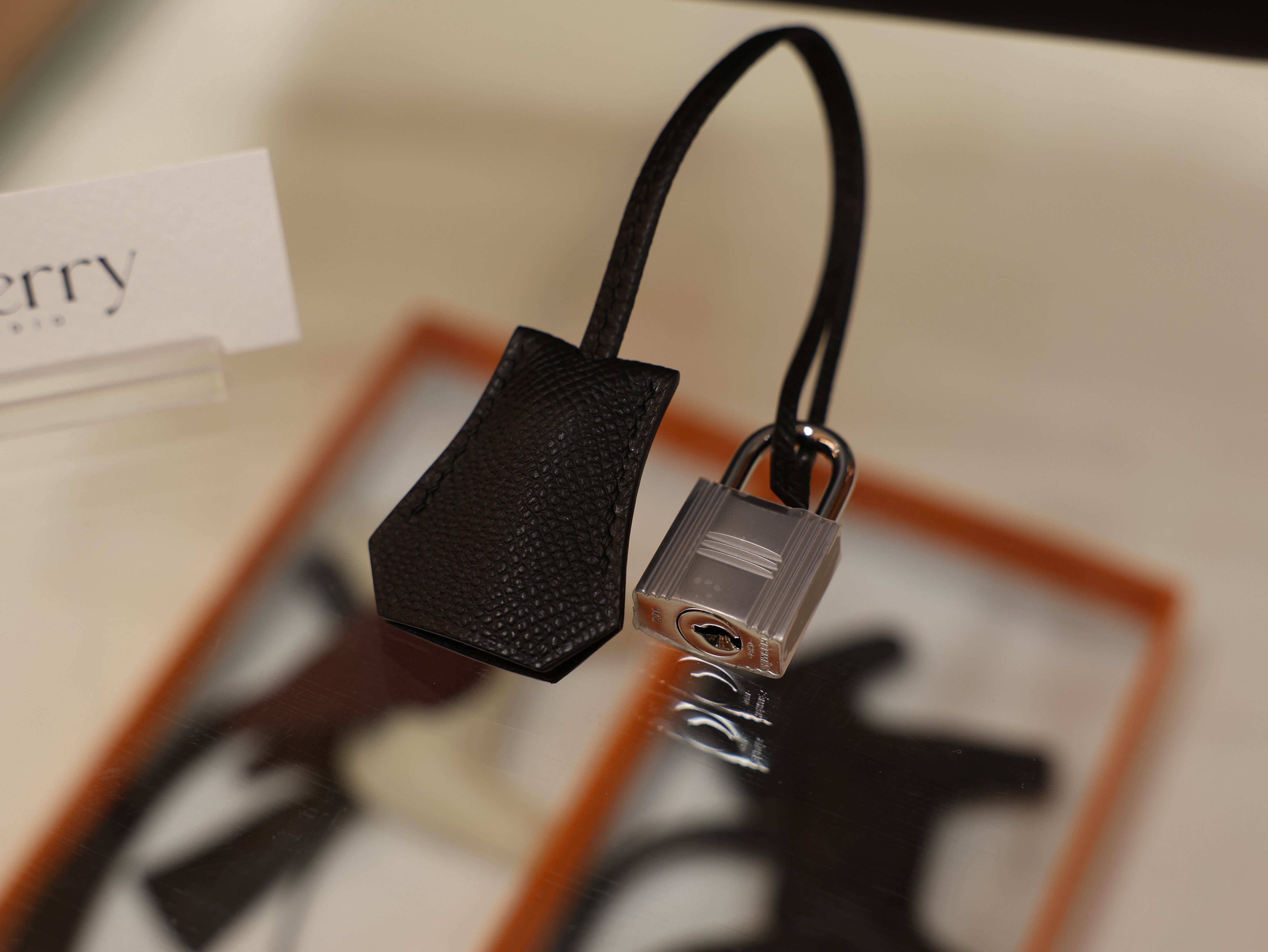 버킨 25 앱송 셀리에 블랙 은장