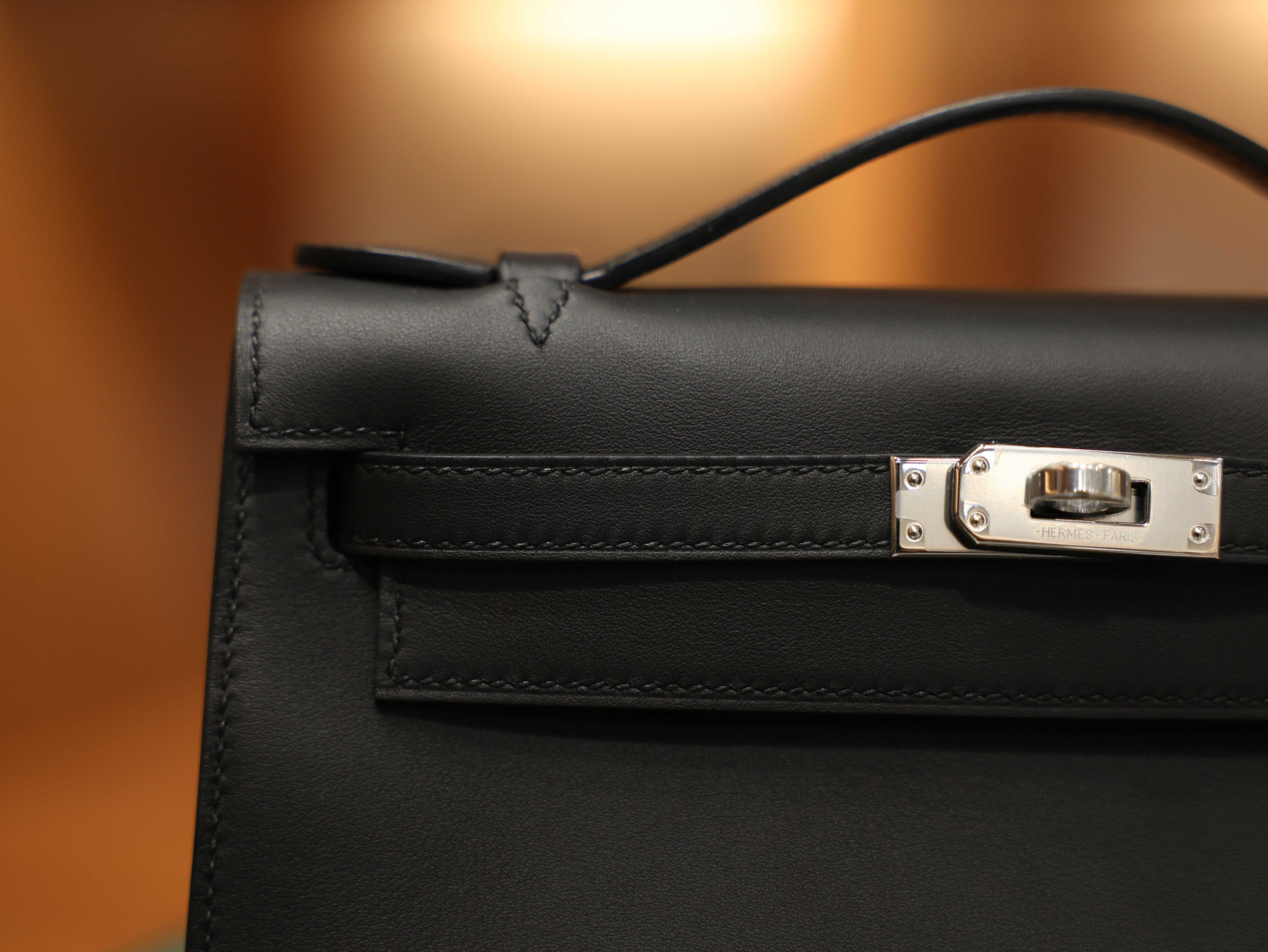 켈리 포쉐트 스위프트 블랙 은장