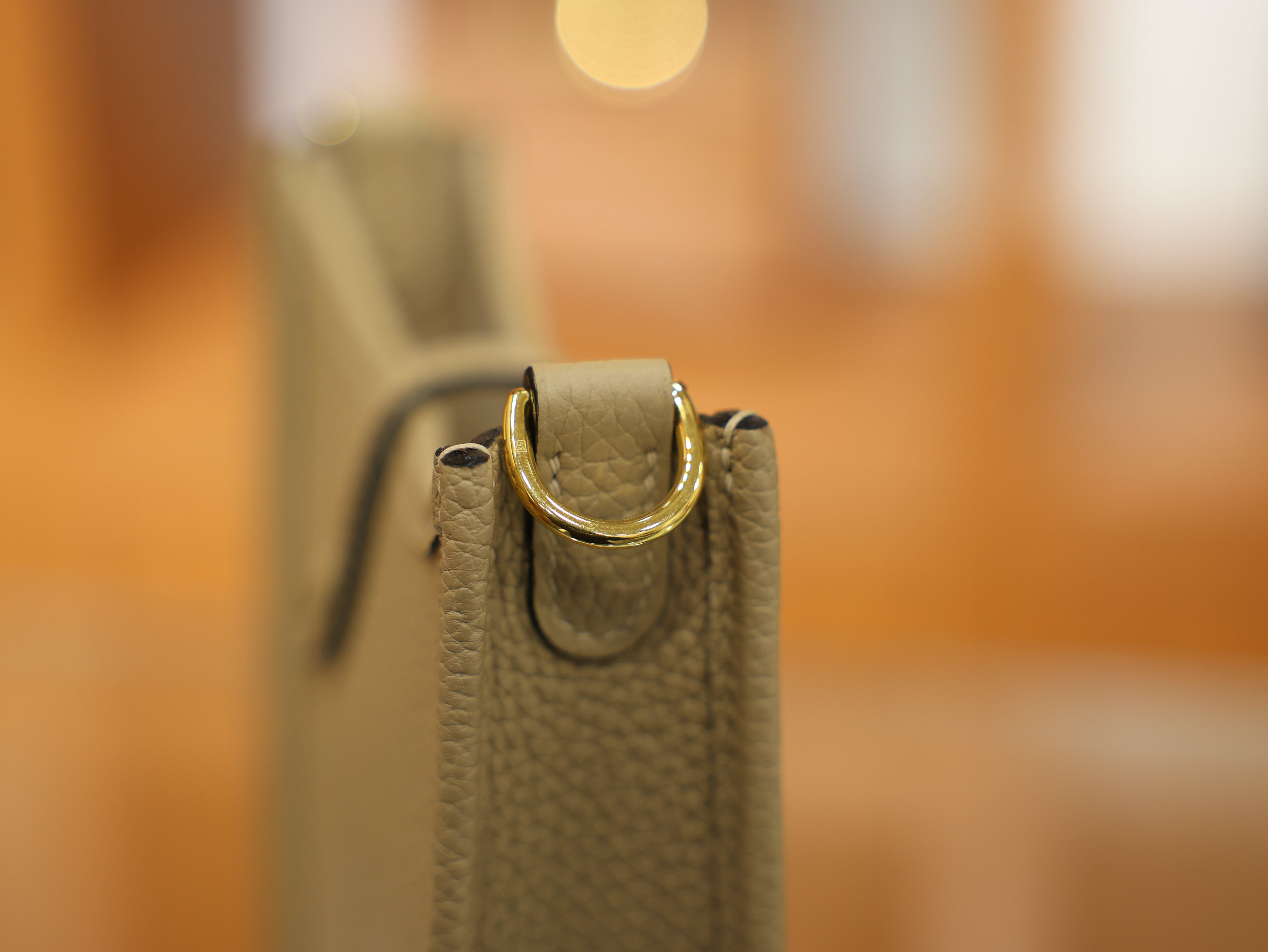 에블린 미니 끌레망스 트렌치 금장